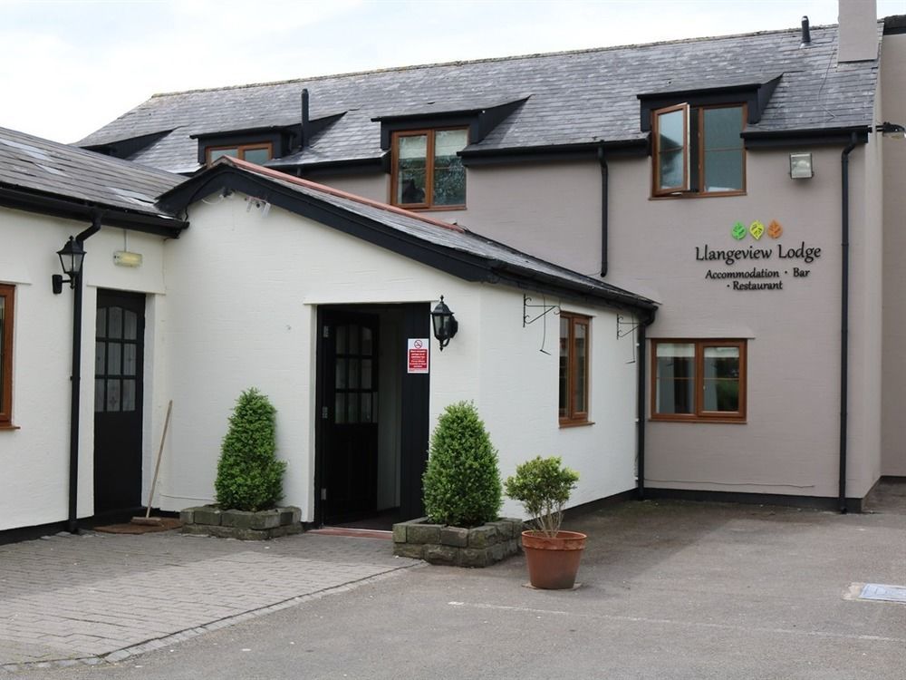 Llangeview Lodge Ebbw Vale Εξωτερικό φωτογραφία